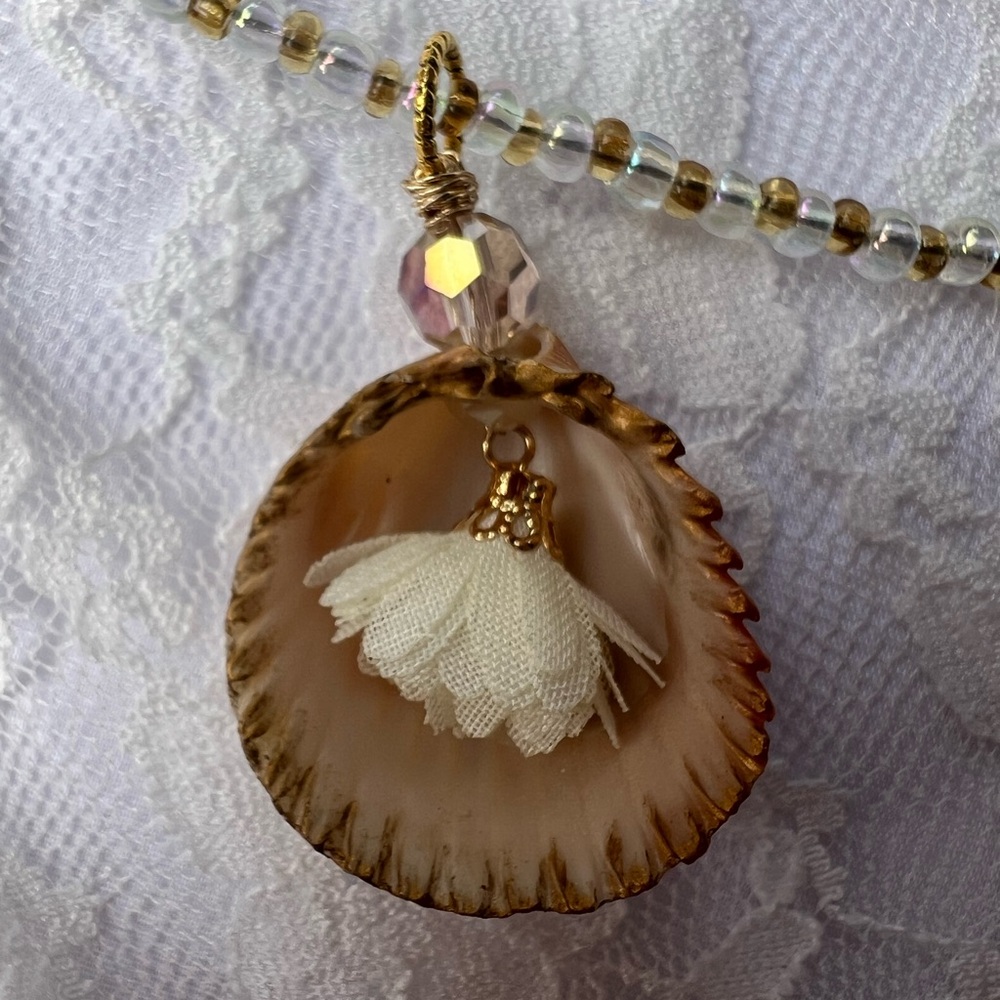 Elegant Shell Pendant Necklace with Gold Accents